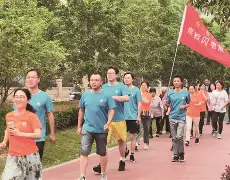 包含板球友谊赛掀起高潮，岭北旋风队逆转滇池麒麟队，高压逼抢奏功——球迷期待下一战的词条